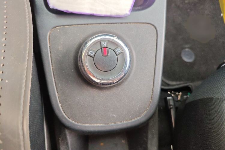 Used Dongfeng NAMMI EX1 2021 Quality Edition Gear Lever