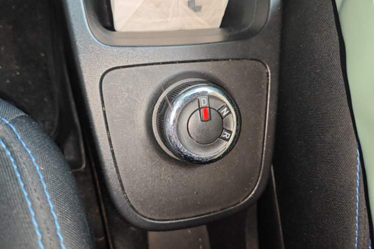 Used Dongfeng NAMMI EX1 2021 Quality Edition Gear Lever
