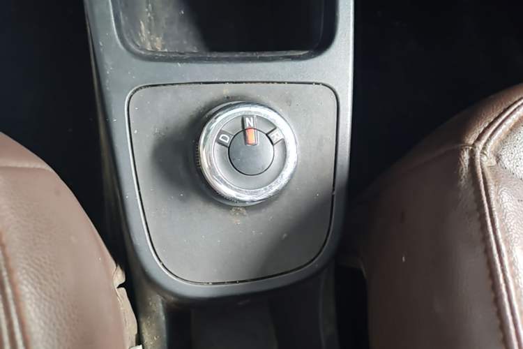 Used Dongfeng NAMMI EX1 2021 Quality Edition Gear Lever
