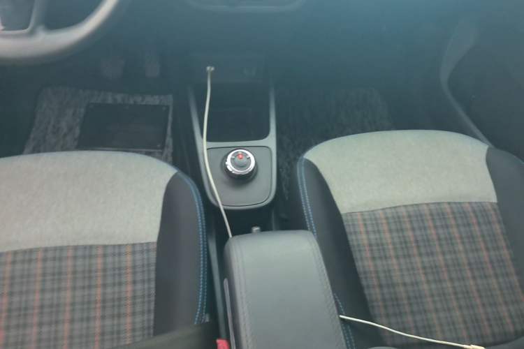 Used Dongfeng NAMMI EX1 2021 Quality Edition Gear Lever