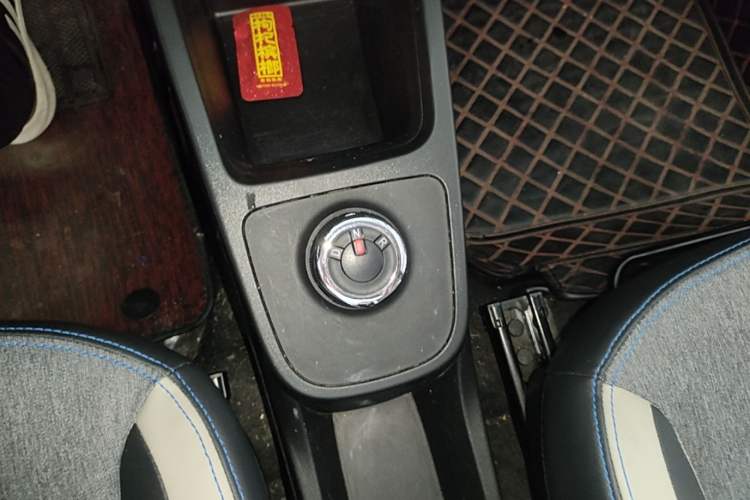 Used Dongfeng NAMMI EX1 2021 Quality Edition Gear Lever