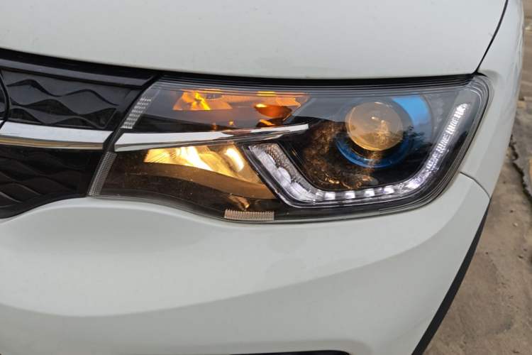 Used Dongfeng NAMMI EX1 2021 Quality Edition Left Front Headlight