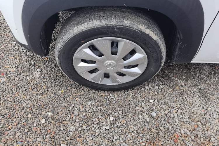 Used Dongfeng NAMMI EX1 2021 Quality Edition Left Front Wheel Hub