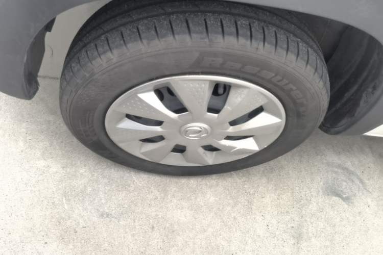 Used Dongfeng NAMMI EX1 2021 Zhi Ling Version Left Front Wheel Hub
