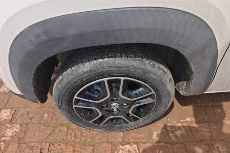 Used Dongfeng NAMMI EX1 2021 Quality Edition Left Front Wheel Hub