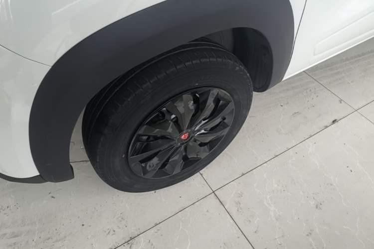 Used Dongfeng NAMMI EX1 2021 Quality Edition Left Front Wheel Hub
