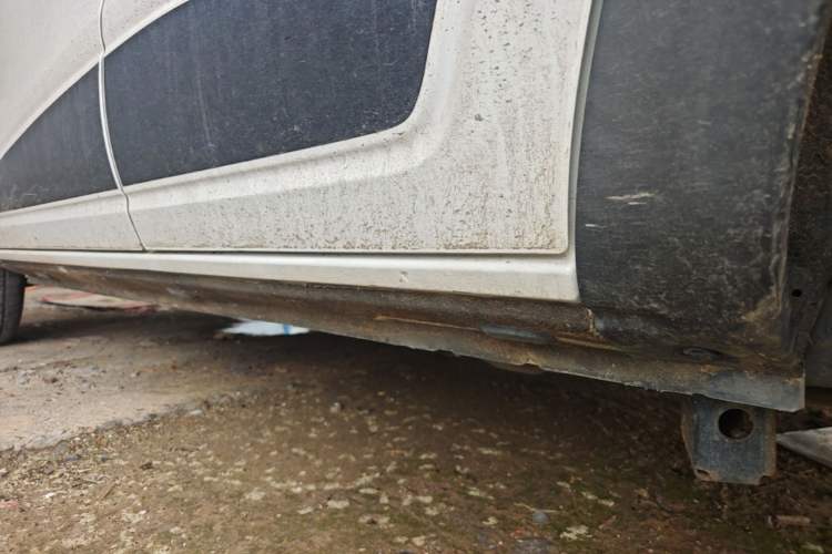 Used Dongfeng NAMMI EX1 2021 Quality Edition Left Side Sill