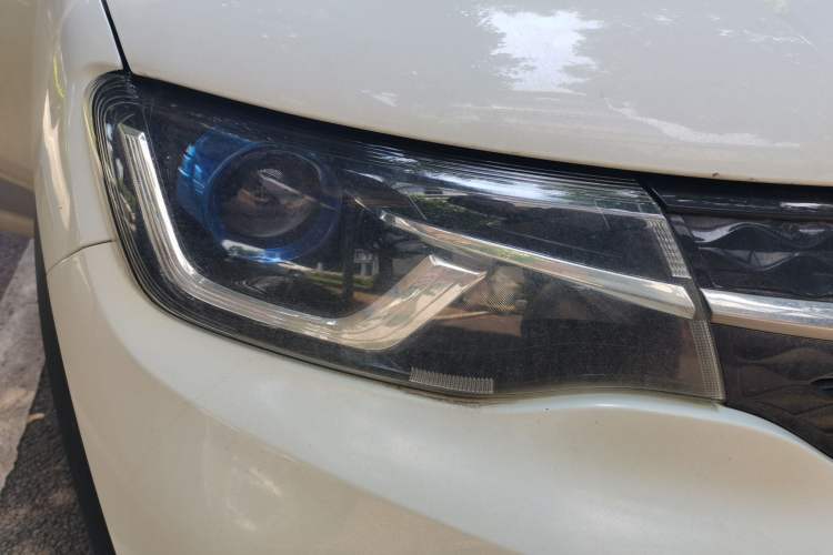 Used Dongfeng NAMMI EX1 2021 Zhi Ling Version Right Front Headlight