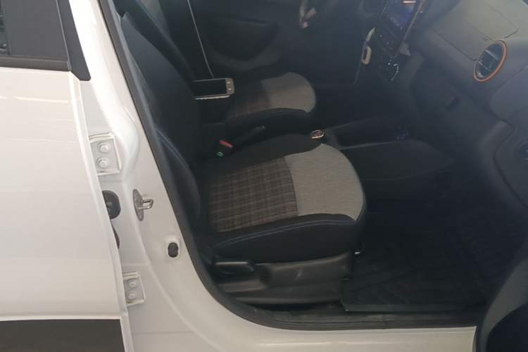 Used Dongfeng NAMMI EX1 2021 Quality Edition Right Front Seat