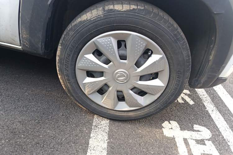 Used Dongfeng NAMMI EX1 2021 Zhi Ling Version Right Front Wheel Hub
