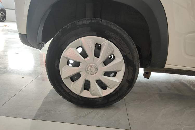 Used Dongfeng NAMMI EX1 2021 Zhi Ling Version Right Rear Wheel Hub