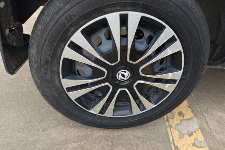 Used Dongfeng NAMMI EX1 2021 Quality Edition Right Rear Wheel Hub