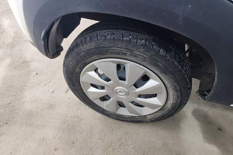 Used Dongfeng NAMMI EX1 2021 Quality Edition Right Rear Wheel Hub