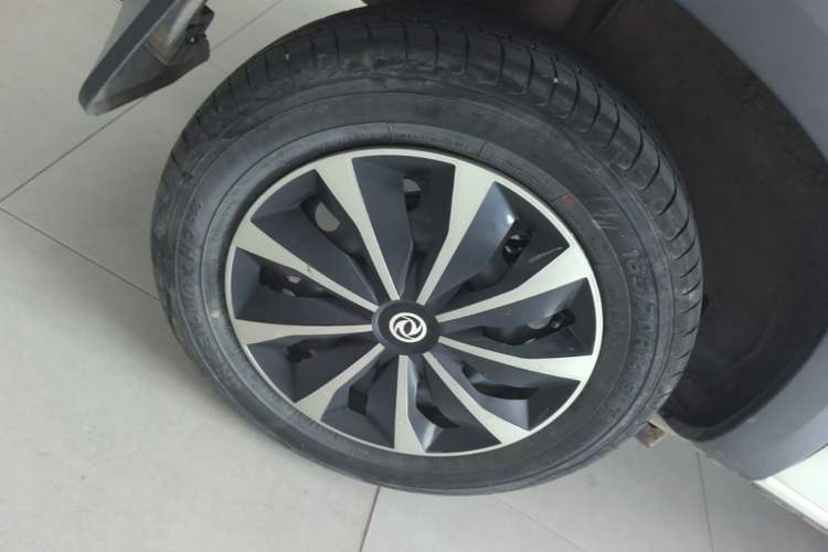 Used Dongfeng NAMMI EX1 2021 Quality Edition Right Rear Wheel Hub