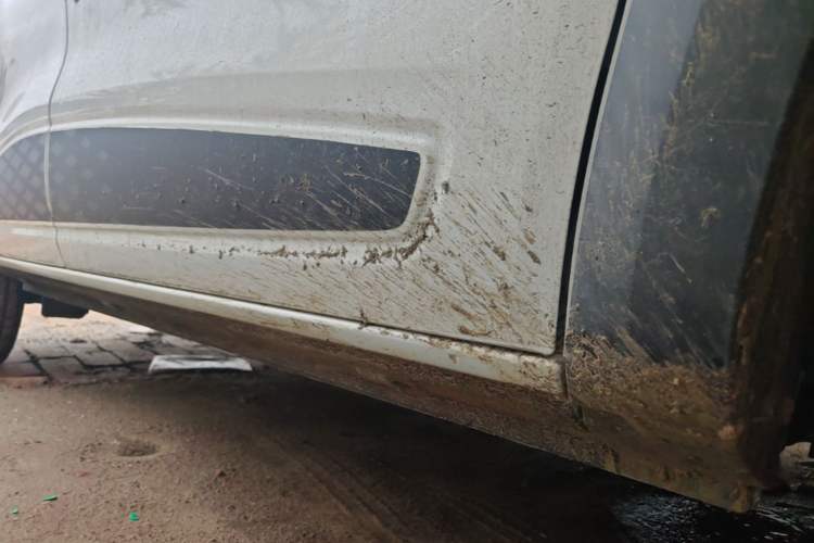Used Dongfeng NAMMI EX1 2021 Quality Edition Right Side Sill
