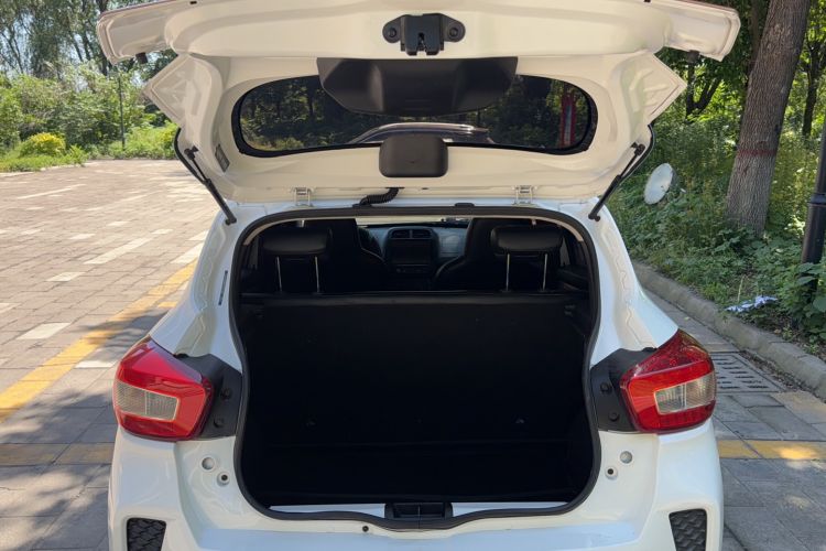 Used Dongfeng NAMMI EX1 2021 Quality Edition Trunk