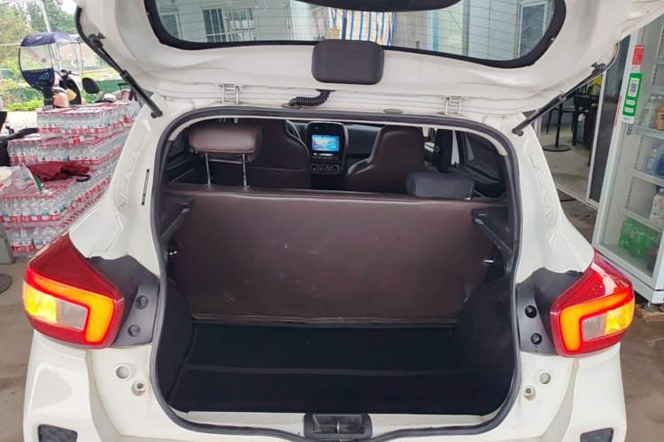Used Dongfeng NAMMI EX1 2021 Quality Edition Trunk