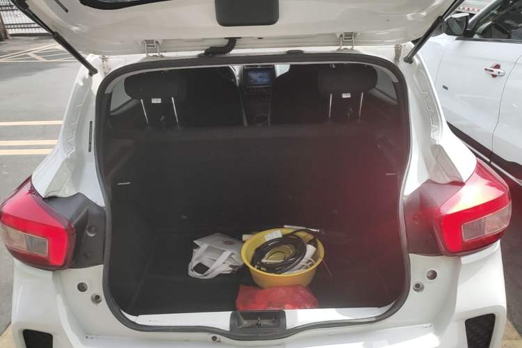 Used Dongfeng NAMMI EX1 2021 Quality Edition Trunk