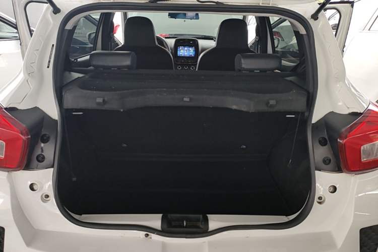 Used Dongfeng NAMMI EX1 2021 Quality Edition Trunk