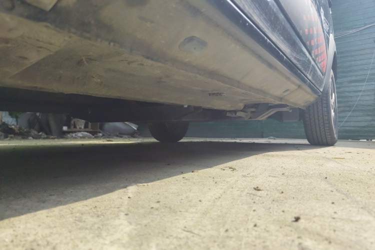 Used Dongfeng NAMMI EX1 2022 PRO Tiger Glory Luxury Model Chassis Front Left
