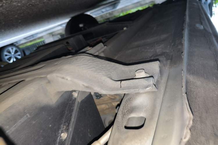 Used Dongfeng NAMMI EX1 2022 PRO Tiger Glory Standard Model Chassis Rear Left