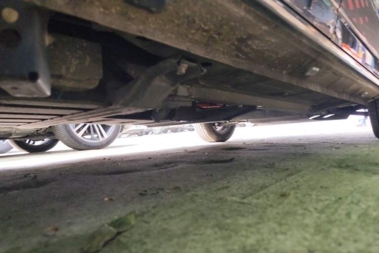 Used Dongfeng NAMMI EX1 2022 PRO Tiger Glory Luxury Model Chassis Rear Right