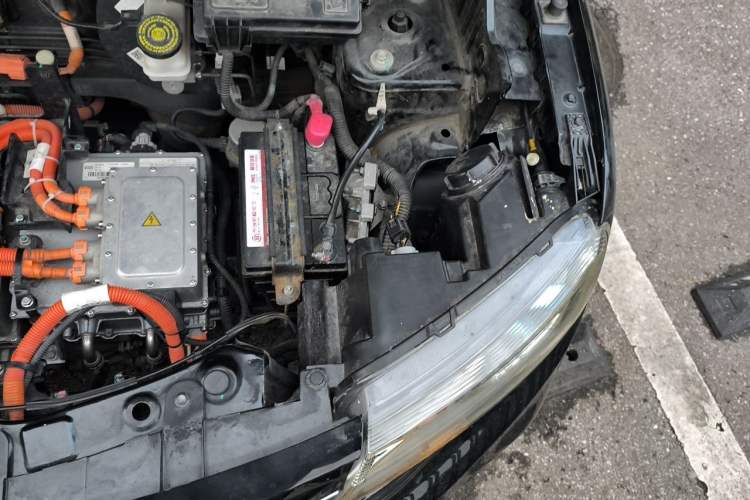 Used Dongfeng NAMMI EX1 2022 PRO Tiger Glory Standard Model Engine Bay Left