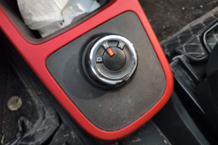 Used Dongfeng NAMMI EX1 2022 PRO Tiger Glory Standard Model Gear Lever