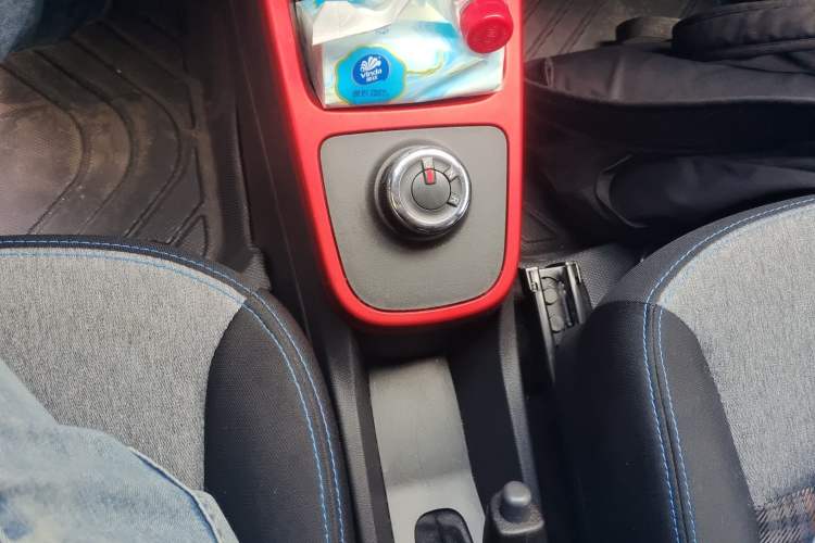 Used Dongfeng NAMMI EX1 2022 Restyled PRO Tiger Glory Standard Edition Gear Lever