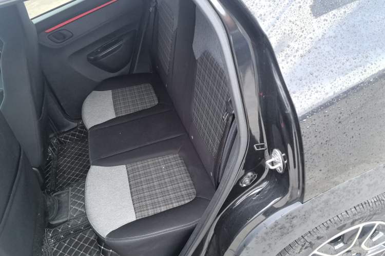 Used Dongfeng NAMMI EX1 2022 PRO Tiger Glory Standard Model Interior 1