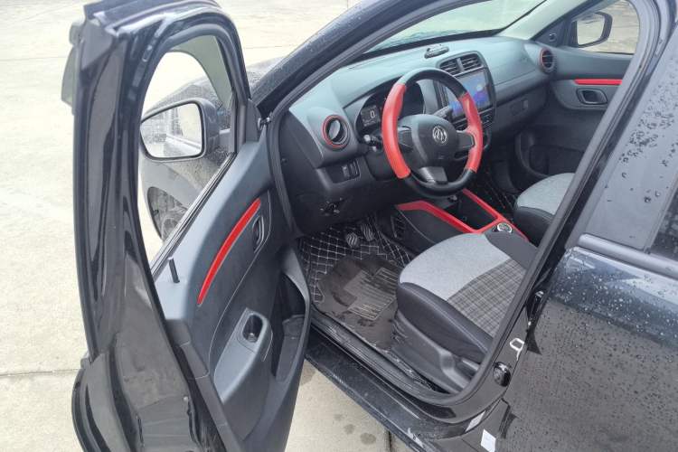 Used Dongfeng NAMMI EX1 2022 PRO Tiger Glory Standard Model Interior 2