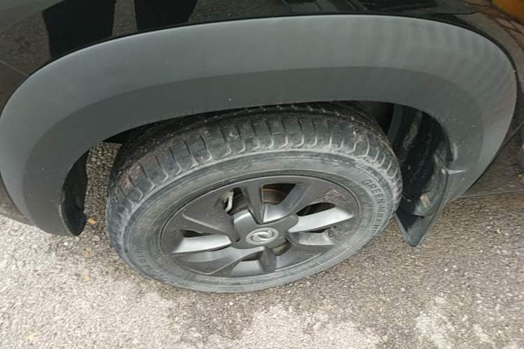 Used Dongfeng NAMMI EX1 2022 PRO Tiger Glory Luxury Model Left Front Wheel Hub