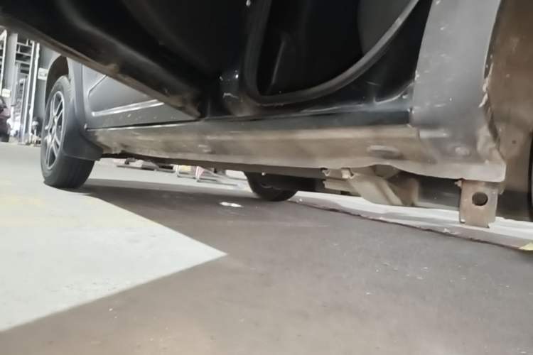 Used Dongfeng NAMMI EX1 2022 PRO Enjoyment Model Left Side Sill
