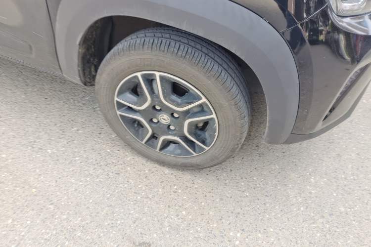 Used Dongfeng NAMMI EX1 2022 Restyled PRO Tiger Glory Standard Edition Right Front Wheel Hub