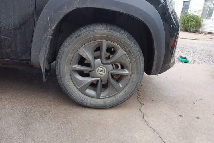 Used Dongfeng NAMMI EX1 2022 PRO Tiger Glory Luxury Model Right Front Wheel Hub