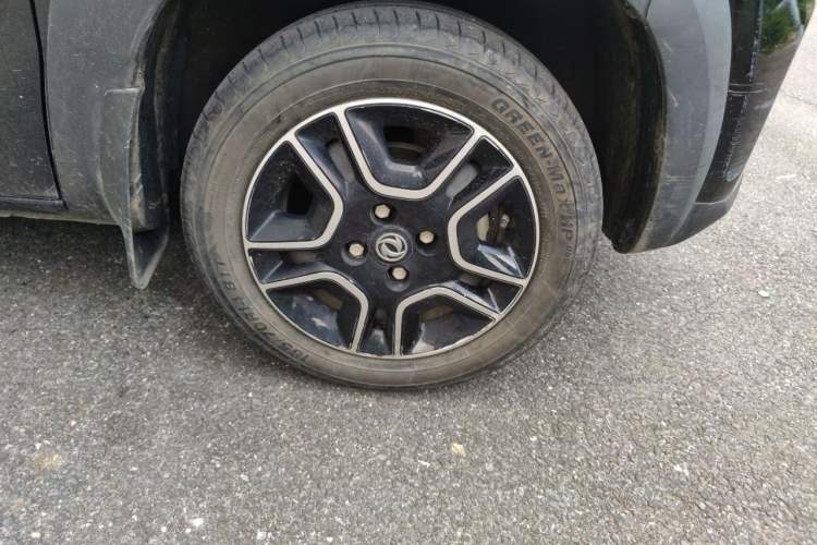 Used Dongfeng NAMMI EX1 2022 Restyled PRO Tiger Glory Standard Edition Right Front Wheel Hub