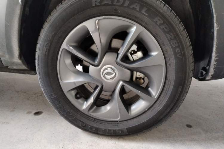 Used Dongfeng NAMMI EX1 2022 PRO Tiger Glory Luxury Model Right Front Wheel Hub