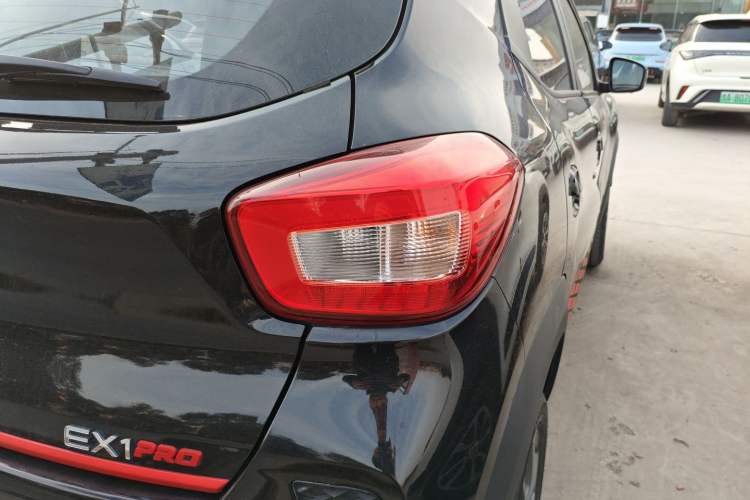 Used Dongfeng NAMMI EX1 2022 PRO Tiger Glory Luxury Model Right Rear Taillight