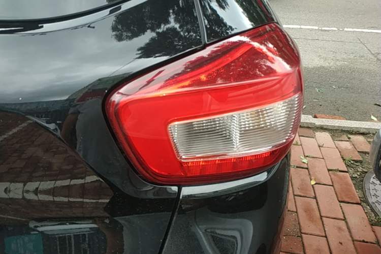 Used Dongfeng NAMMI EX1 2022 PRO Tiger Glory Luxury Model Right Rear Taillight
