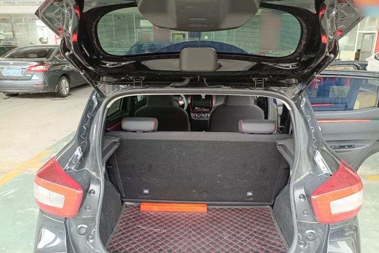 Used Dongfeng NAMMI EX1 2022 Quality Edition Trunk