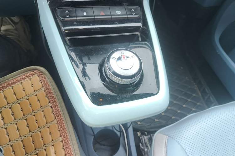 Used Dongfeng NAMMI EX1 2022 PRO Yuecheng Model Gear Lever