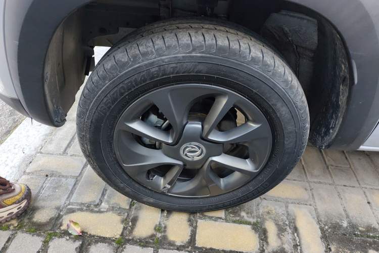 Used Dongfeng NAMMI EX1 2022 PRO Yuecheng Model Left Front Wheel Hub