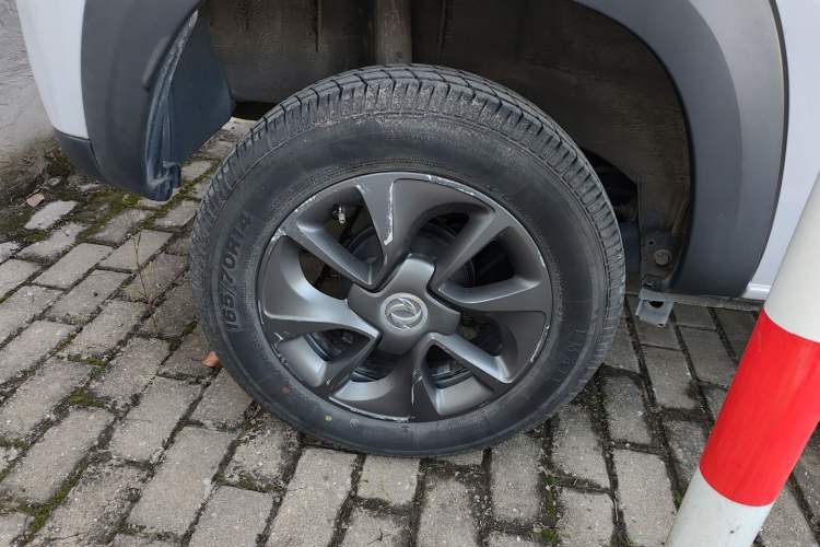 Used Dongfeng NAMMI EX1 2022 PRO Yuecheng Model Right Rear Wheel Hub