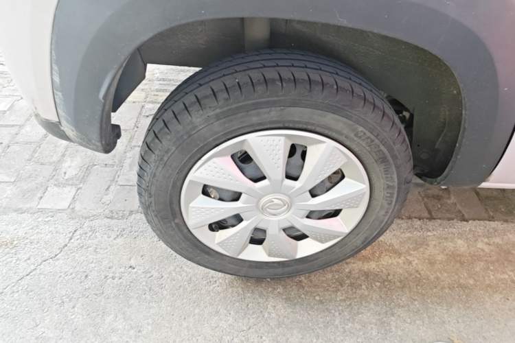 Used Dongfeng NAMMI EX1 2022 Quality Edition Right Rear Wheel Hub