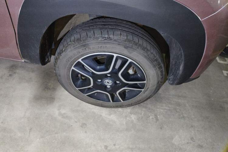 Used Dongfeng NAMMI EX1 2022 Revised PRO Enjoyment Version Right Front Wheel Hub