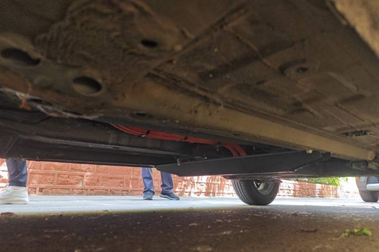 Used Dongfeng NAMMI EX1 2022 PRO Yuecheng Model Chassis Front Left