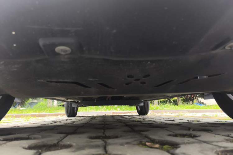 Used Dongfeng NAMMI EX1 2022 PRO Yuecheng Model Chassis Front