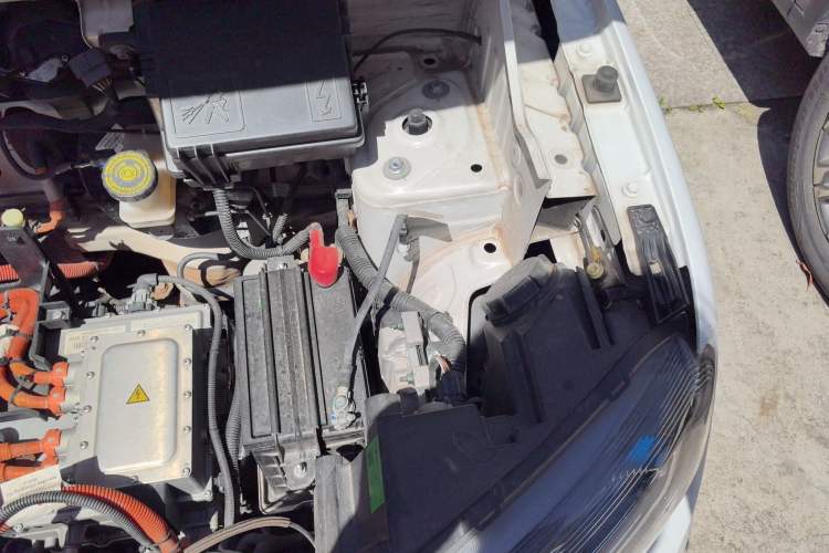 Used Dongfeng NAMMI EX1 2022 PRO Joyful Edition Engine Bay Left