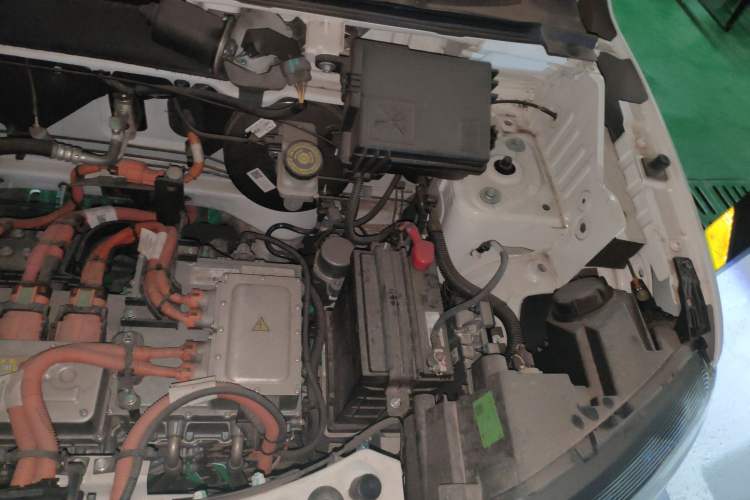 Used Dongfeng NAMMI EX1 2022 PRO Enjoyment Model Engine Bay Left