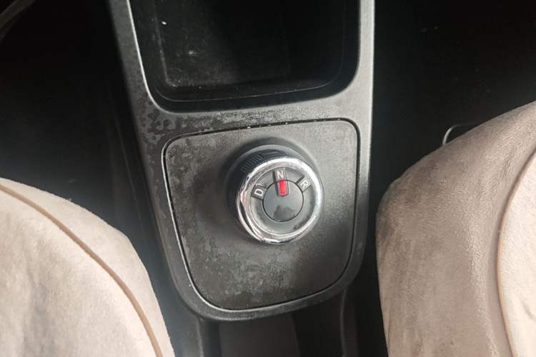Used Dongfeng NAMMI EX1 2022 PRO YueXing Model Gear Lever